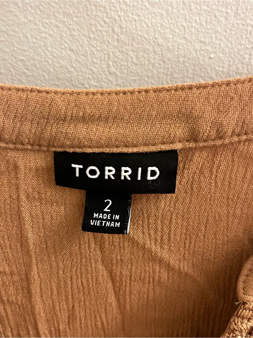 Torrid Crinkle Gauze Flutter Sleeve Top
Size 2X - Picture 5 of 7
